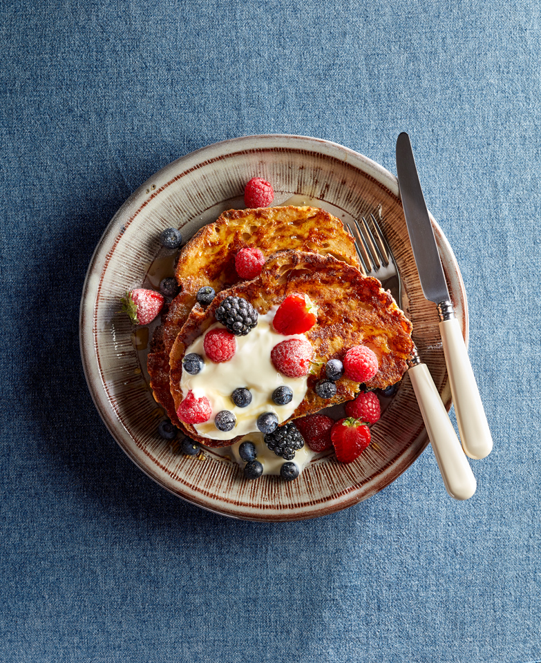 Welsh toast with fruit and yoghurt_gallery