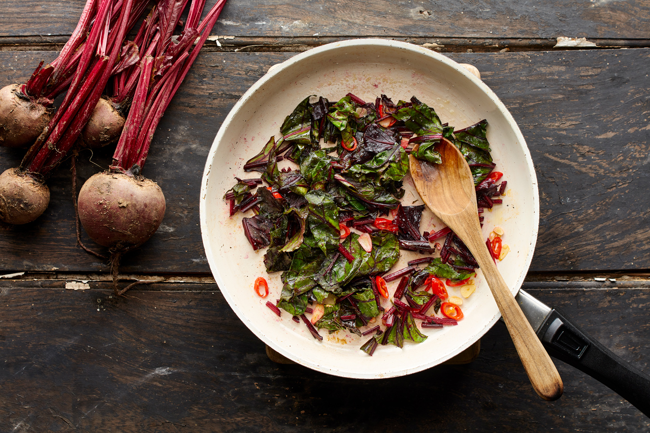 Beetroot leaves with garlic and chilli 1_gallery